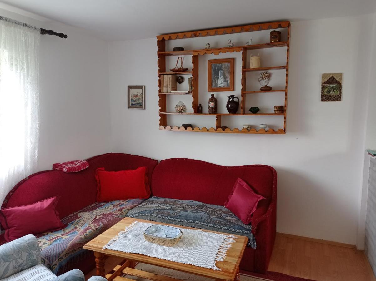 זבליאק Holiday Home Usovic מראה חיצוני תמונה